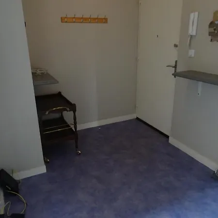 Apartment Flat *